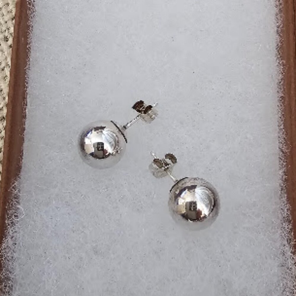 Silpada Rich Abundance Earrings (item P3037)